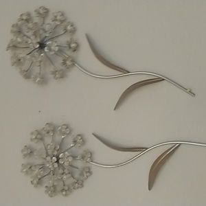 Two beautiful wire wall  flowers